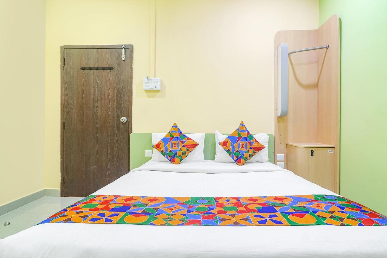 Fabexpress Airport Stay Inn - Nr Hyderabad International Airport, Shamshabad Exterior photo