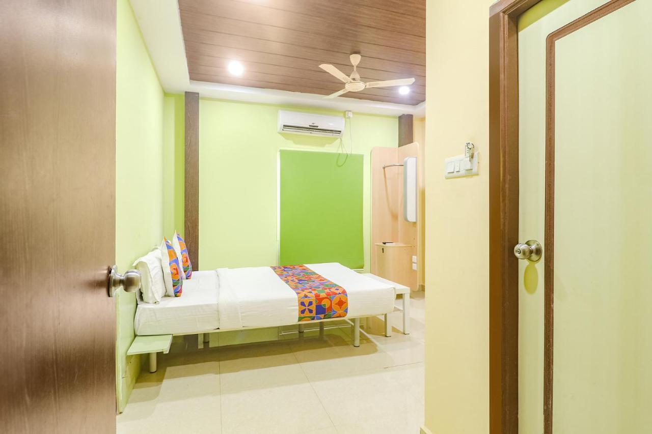 Fabexpress Airport Stay Inn - Nr Hyderabad International Airport, Shamshabad Exterior photo